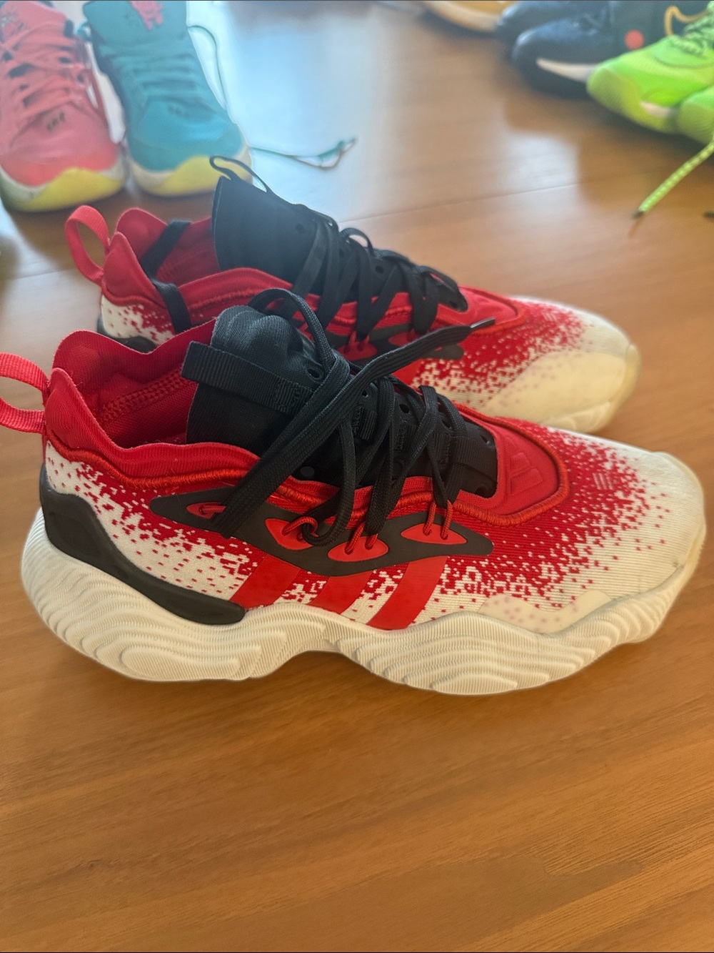 adidas NBA Trae Young 3 Basketball Shoes IE2704 Red Black Men’s Size 10